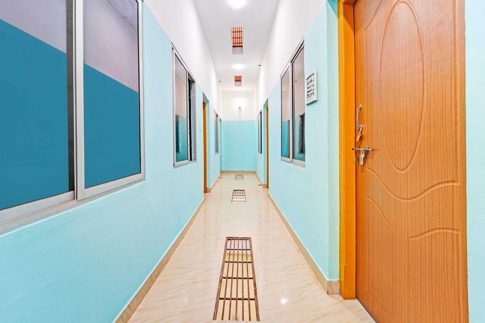 Hotel O Kanyakumari Near Chinna Muttam Beach Formerly Hotel Royal King Exterior photo